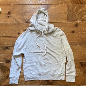 Derek Hearts - light grey sweatshirt (M)